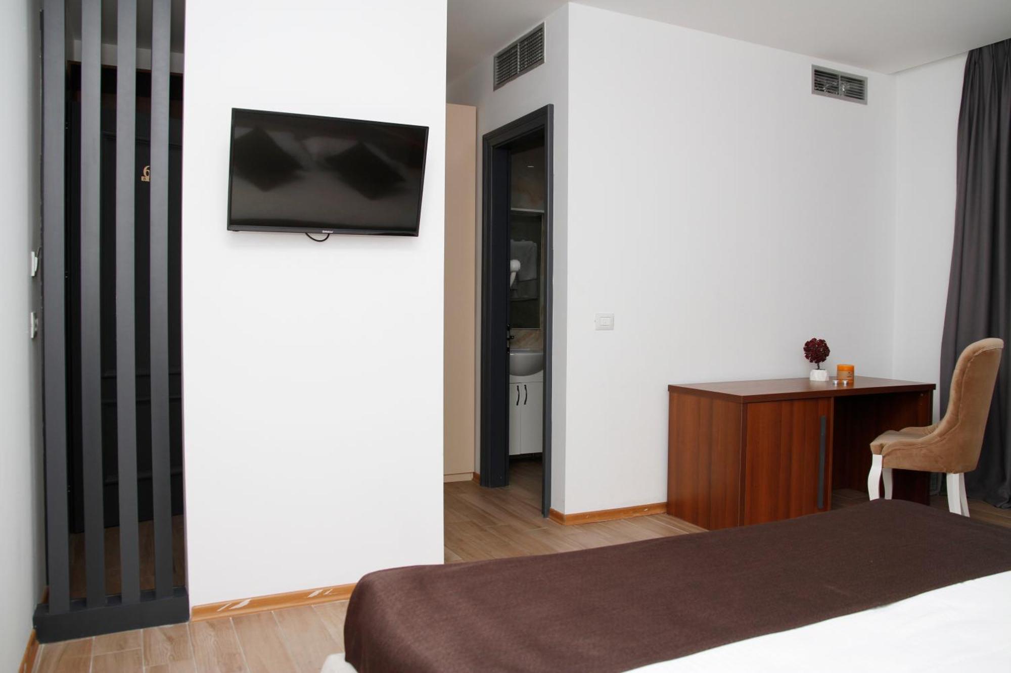 Amh Hotel Durrës Eksteriør billede