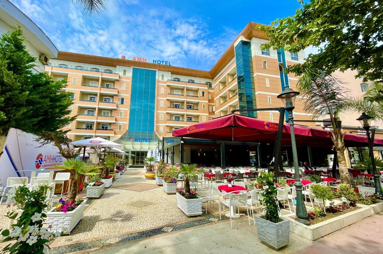 Amh Hotel Durrës Eksteriør billede