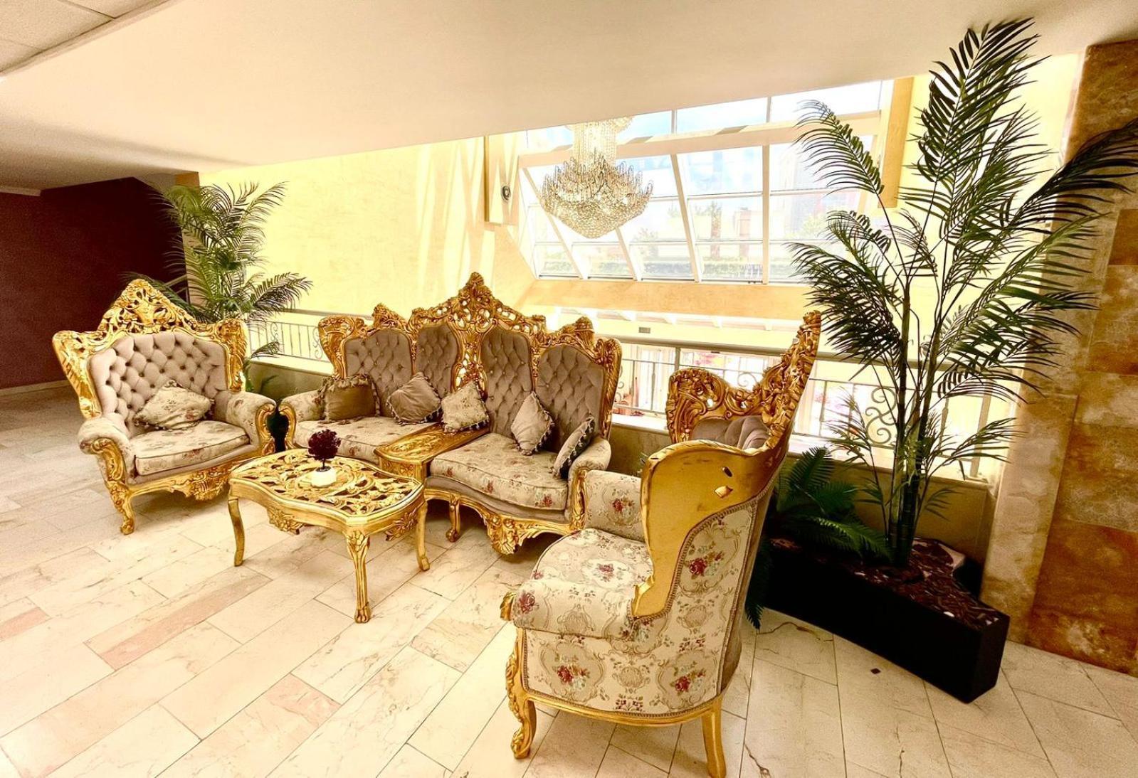 Amh Hotel Durrës Eksteriør billede