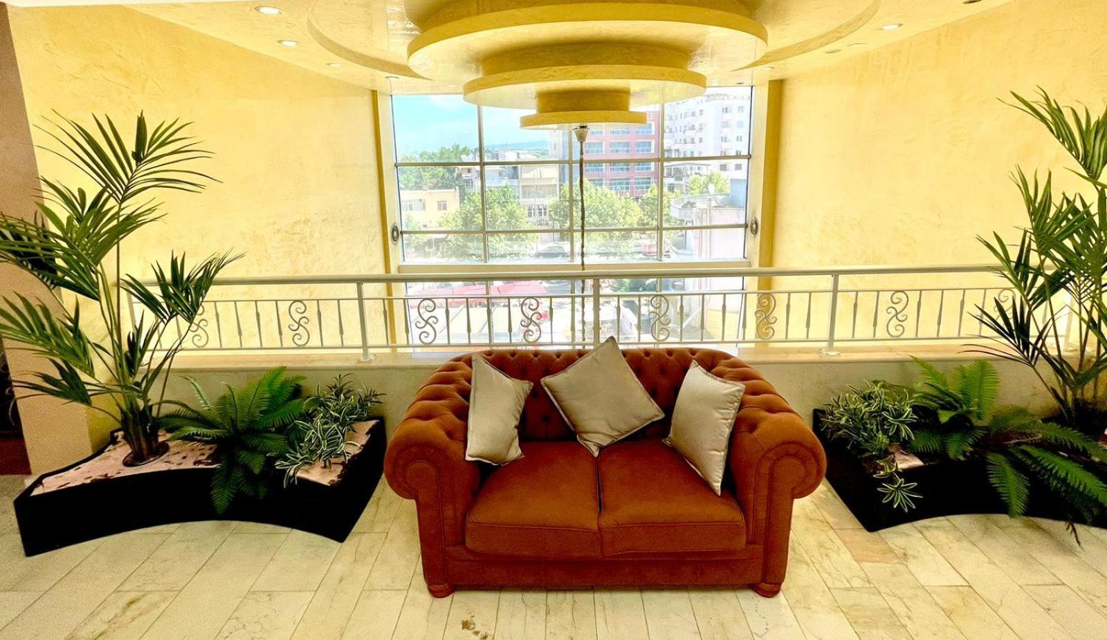 Amh Hotel Durrës Eksteriør billede
