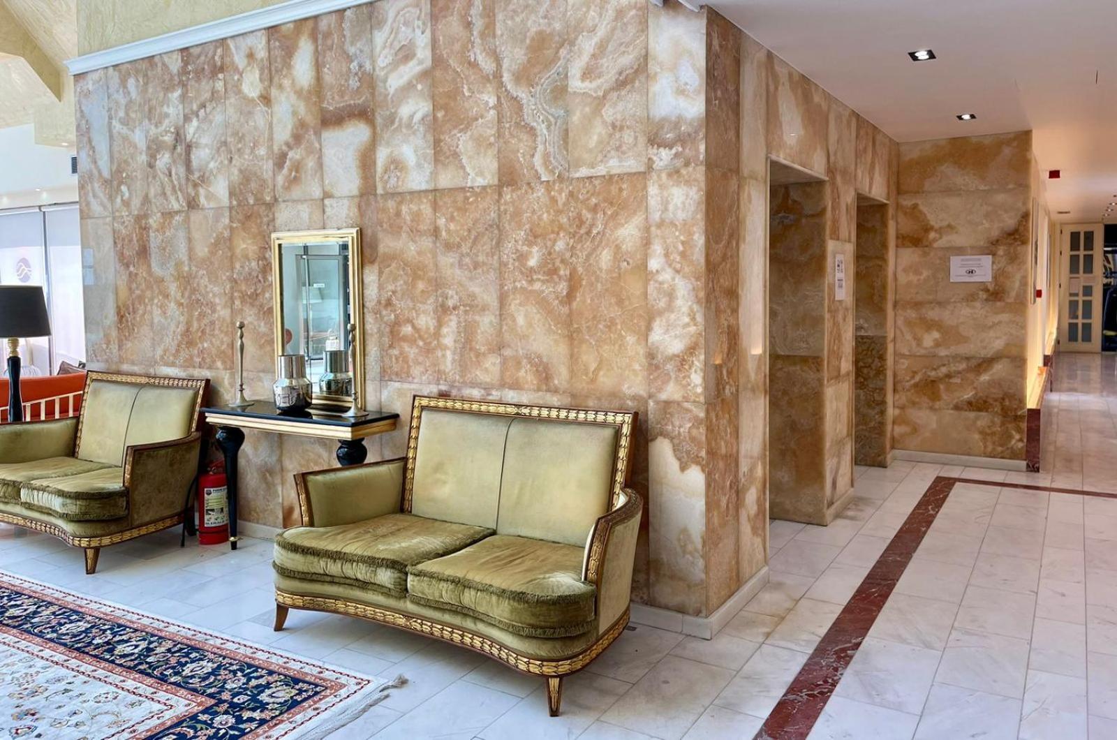 Amh Hotel Durrës Eksteriør billede