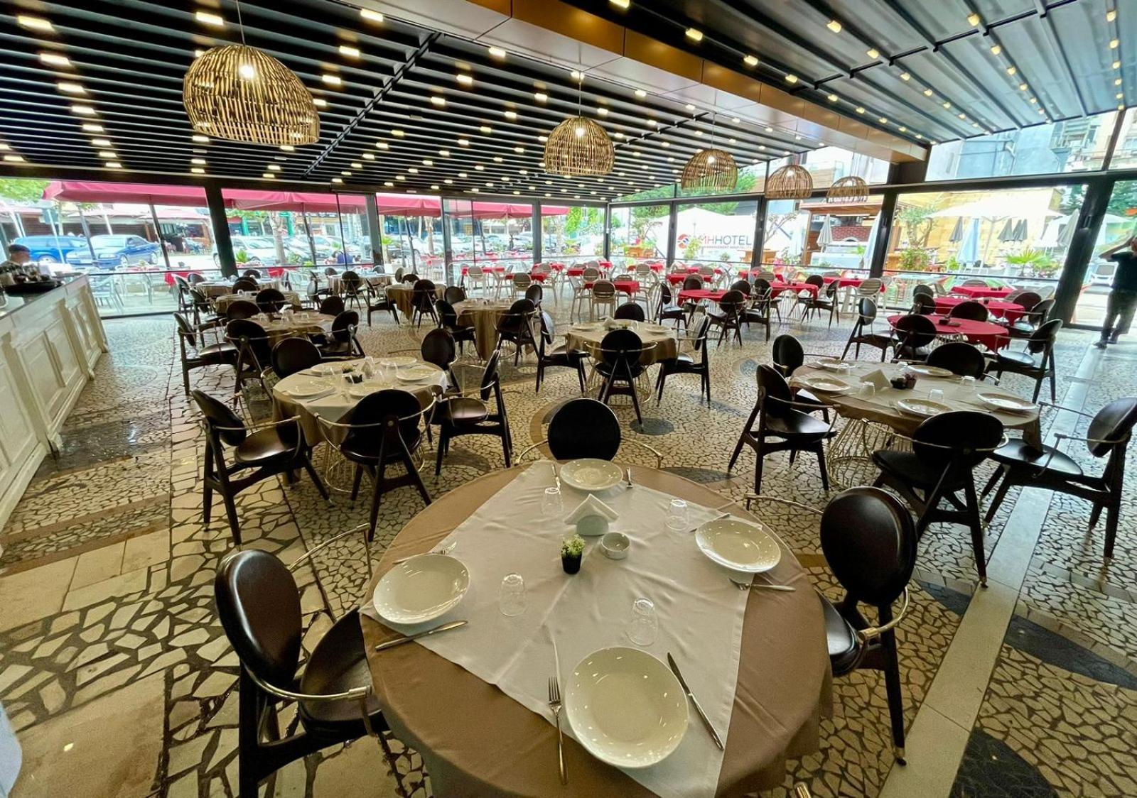 Amh Hotel Durrës Eksteriør billede